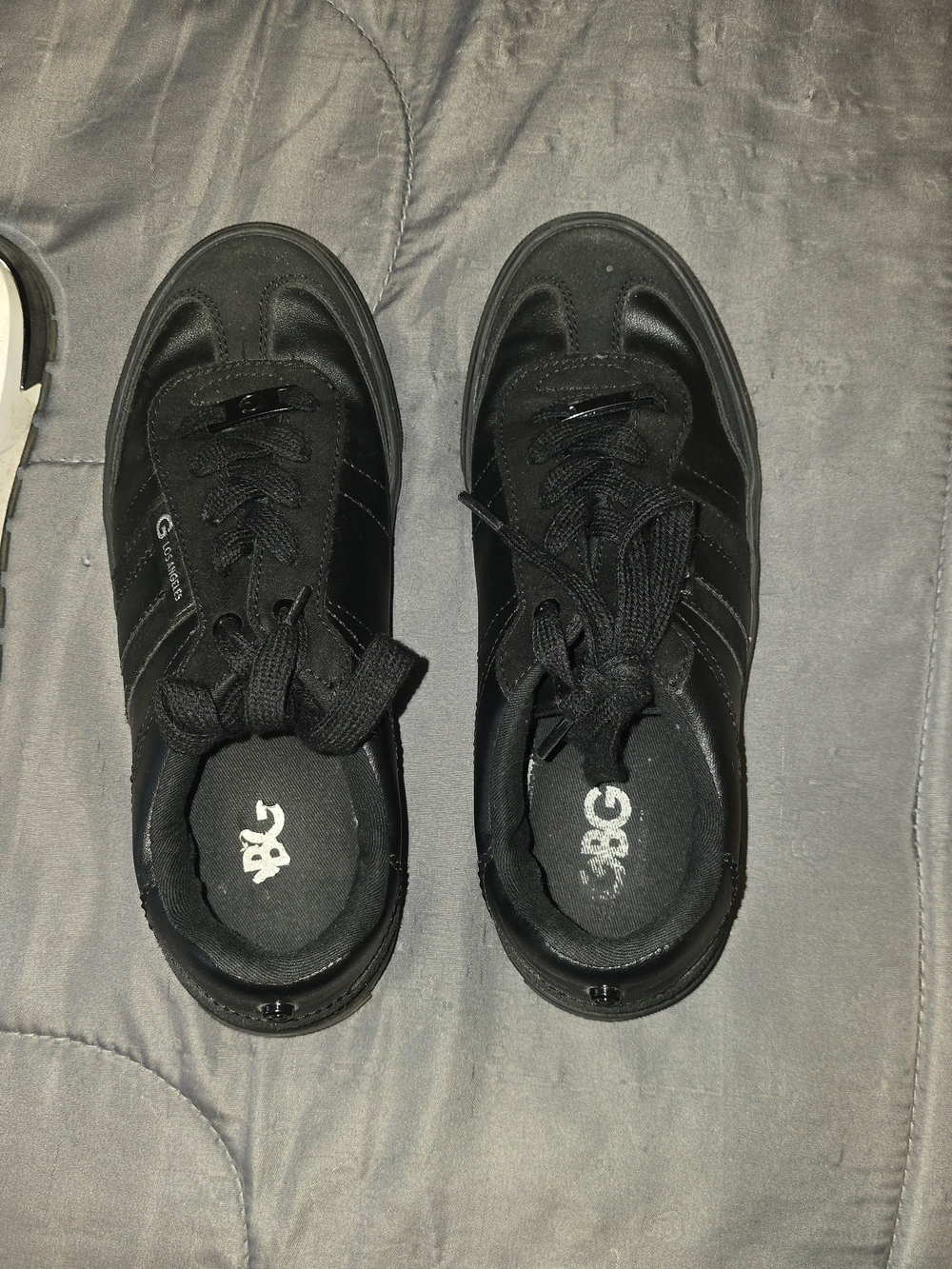 Black Casual Lace-Up Sneakers